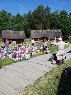 Wycieczka do osady średniowiecznej gr I 2021_6