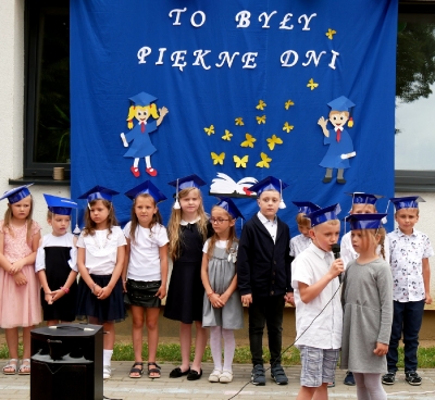 Pożegnanie starszaków ZAKOŃCZENIE PRZEDSZKOLA 2021_15