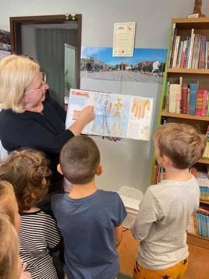 Wycieczka do Biblioteki Miejskiej gr IV 2021_4