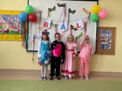 GR III Bal Karnawałowy 2021_16