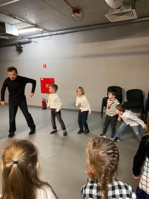 grupa III warsztaty w Teatrze Gdynia Główna_14