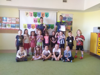 grupa 3 zakończenie projektu Piątki na sportowo_13