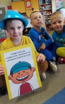 DZIEŃ UŚMIECHU gr II 2022_25