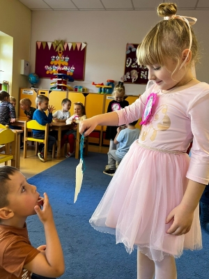 DZIEŃ DZIEWCZYNEK gr II 2022_19