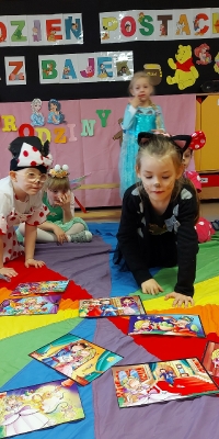 DZIEŃ POSTACI Z BAJEK gr II 20222_11