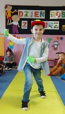 DZIEŃ POSTACI Z BAJEK gr II 20222_27