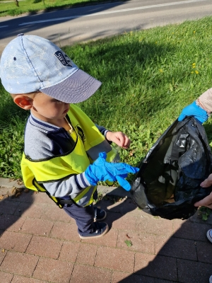 Sprzątanie świata gr II_30