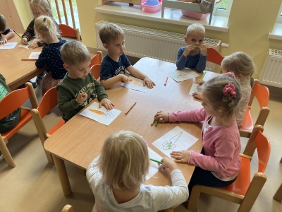 JESIEŃ W SADZIE I OGRODZIE - GR. I 