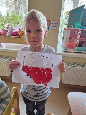 Praca plastyczna - Święto Niepodległości gr II_14