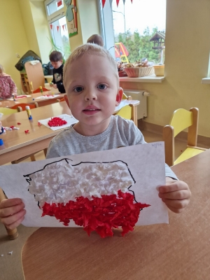 Praca plastyczna - Święto Niepodległości gr II_20