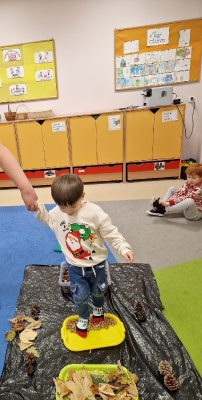 Zabawy sensoryczne z darów jesieni gr II_14